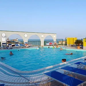 Diffuso Premium 4 Stars - The Are Located In Various Tourist Village And But Always In - Pet Friendly - Family - With Or Without Swimming Pool - With Breakfast With Supplement - With Private Parking Inside Appartamento