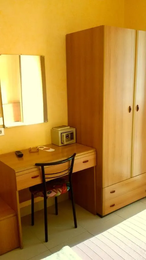 Hotel Cinzia Caorle 2*,  Italien